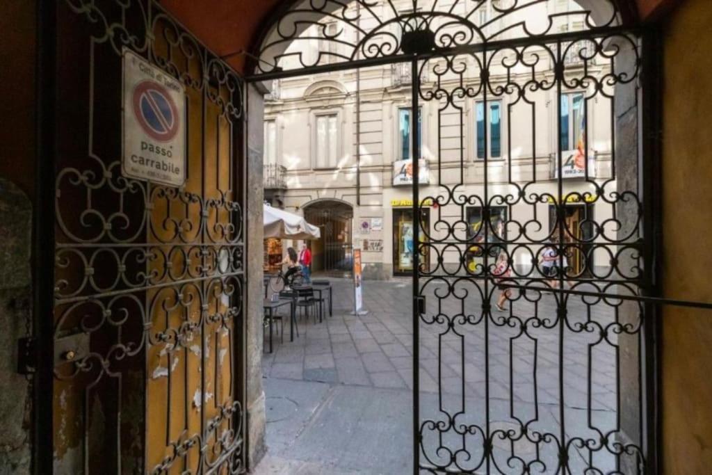 L'Angolo Di Chiara Nel Cuore Di Torino Exterior foto